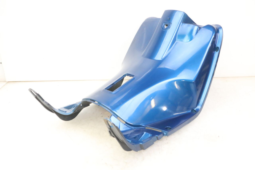 photo de TAPA FRONTAL INTERIOR SYM FIDDLE 125 (2008 - 2010) - Detalles de los puntos de fijación