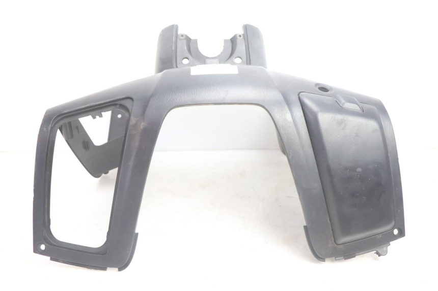 photo de TAPA FRONTAL INTERIOR HONDA FJS SILVER WING SILVERWING 400 (2005 - 2008) - Primer plano técnico