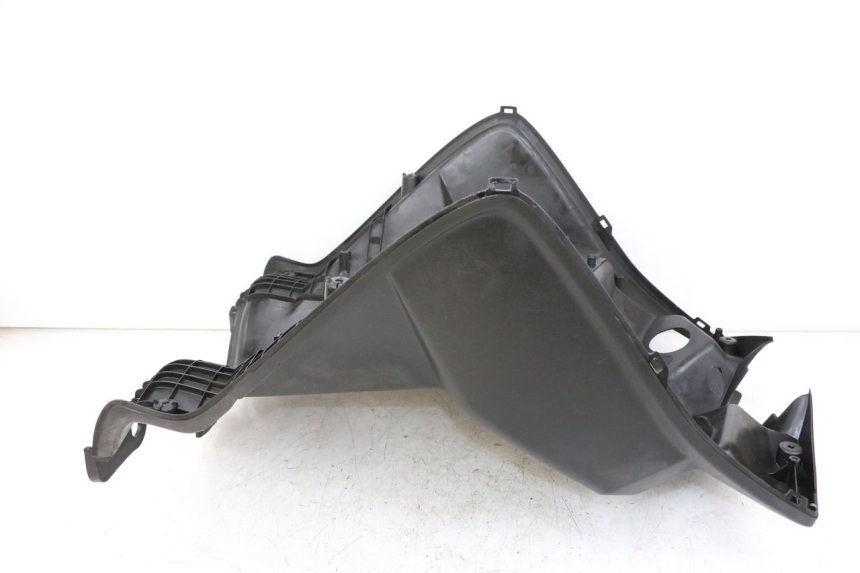 photo de TAPA FRONTAL INTERIOR MBK FLAME X 125 (2007 - 2016) - Detalle de la pieza