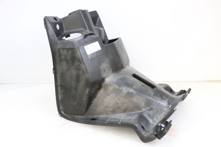 photo de TAPA FRONTAL INTERIOR MBK FLAME X 125 (2007 - 2016) - Características distintivas