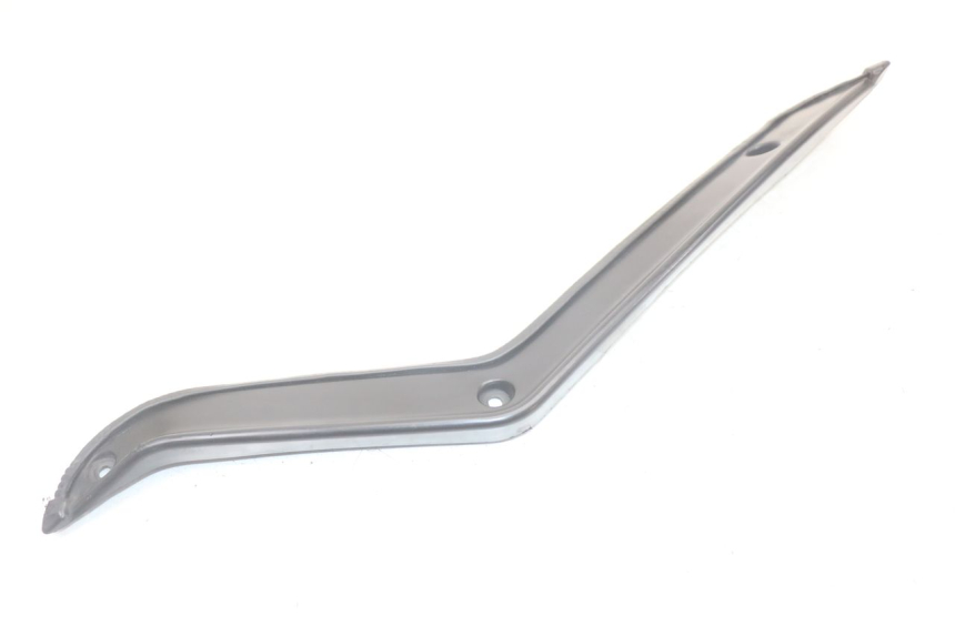 photo de TAPA FRONTAL INTERIOR KAWASAKI GTR 1000 (1994 - 2004) - Otra perspectiva