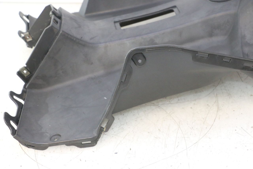photo de TAPA FRONTAL INTERIOR NECO GPX LC 2T 50 (2014 - 2018) - Zoom sobre los componentes