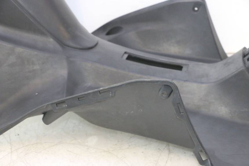 photo de TAPA FRONTAL INTERIOR NECO GPX LC 2T 50 (2014 - 2018) - Detalles de los puntos de fijación