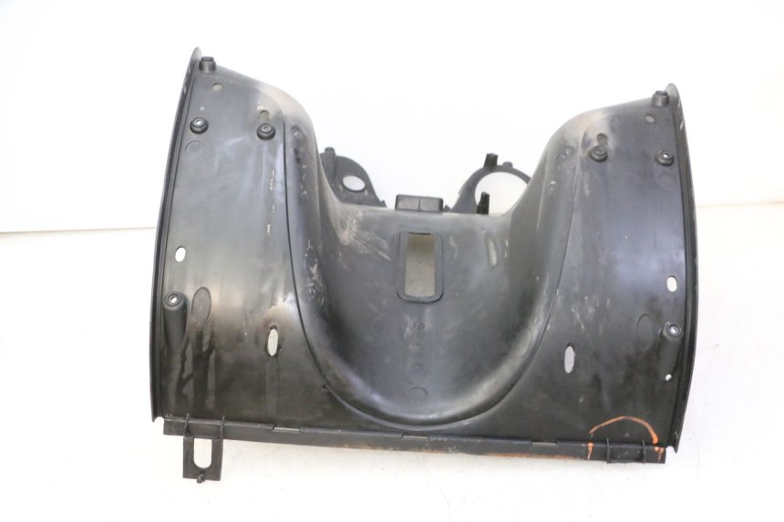 photo de TAPA FRONTAL INTERIOR KYMCO GRAND DINK 125 (2008 - 2014) - Zoom estado de uso