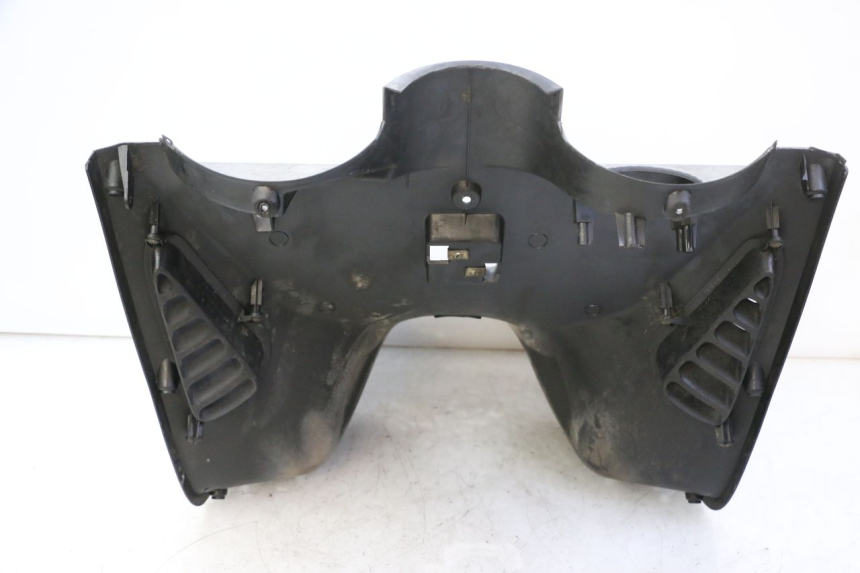 photo de TAPA FRONTAL INTERIOR KYMCO GRAND DINK 125 (2008 - 2014) - Marcados y referencias originales