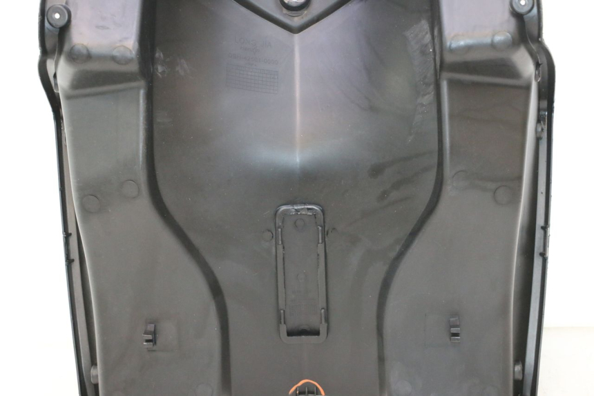 photo de PANEL INTERIOR TNT MOTOR GRIDO 2T 50 (2010 - 2019) - Enfoque en la estructura