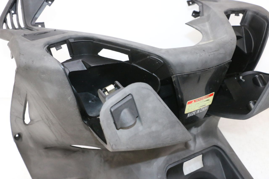 photo de TAPA FRONTAL INTERIOR JM MOTORS GTS 125 (2015 - 2019) - Recambio usado revisado