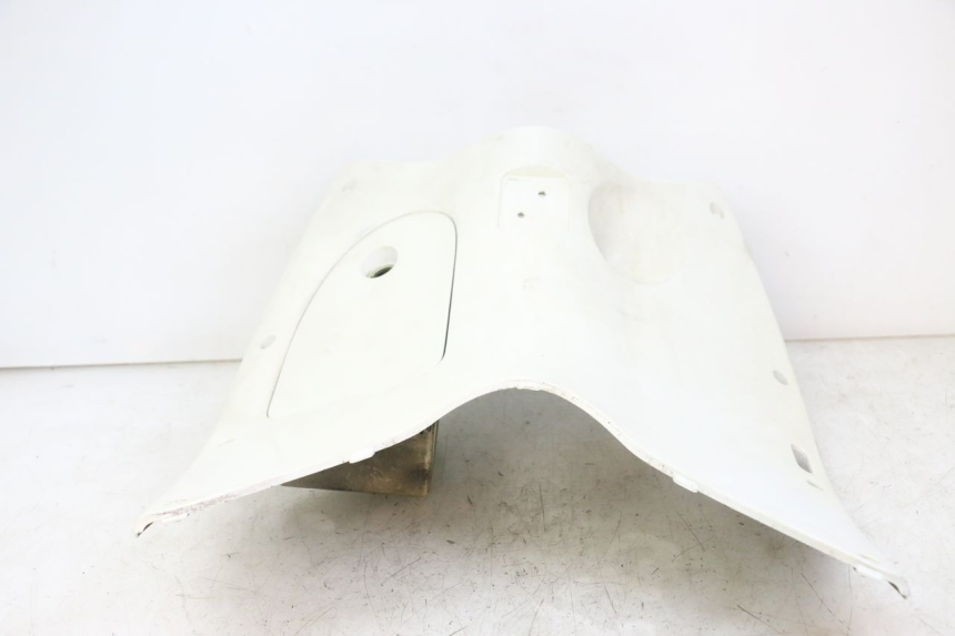 photo de TAPA FRONTAL INTERIOR HONDA NES AROBASE 125 (2000 - 2003) - Detalle de la pieza