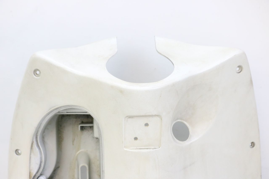 photo de TAPA FRONTAL INTERIOR HONDA NES AROBASE 125 (2000 - 2003) - Características distintivas