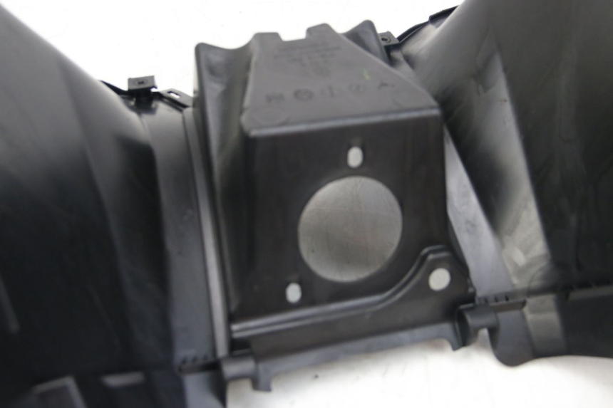 photo de TABLERO INTERIOR INFERIOR KYMCO DOWNTOWN ABS 125 (2015 - 2017) - Primer plano técnico