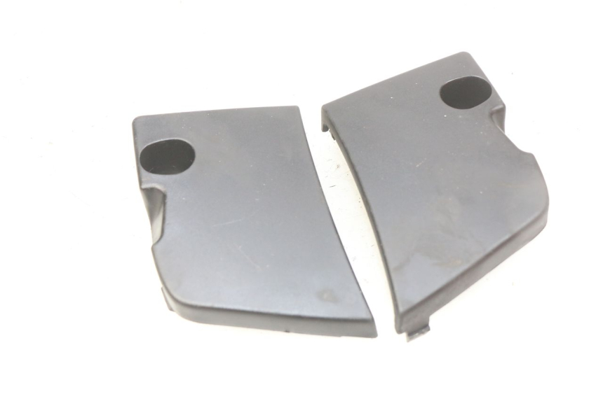 photo de PANEL INTERIOR INFERIOR PIAGGIO VESPA PRIMAVERA 2T 50 (2013 - 2018) - Detalle de la pieza