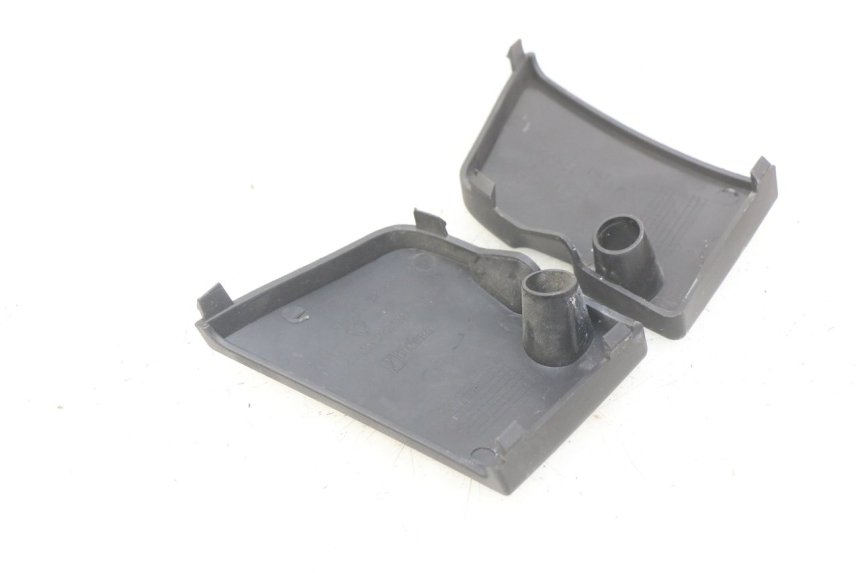 photo de PANEL INTERIOR INFERIOR PIAGGIO VESPA PRIMAVERA 2T 50 (2013 - 2018) - Otra perspectiva