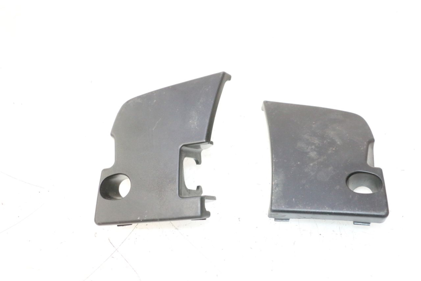 photo de PANEL INTERIOR INFERIOR PIAGGIO VESPA PRIMAVERA 2T 50 (2013 - 2018) - Detalle de la pieza