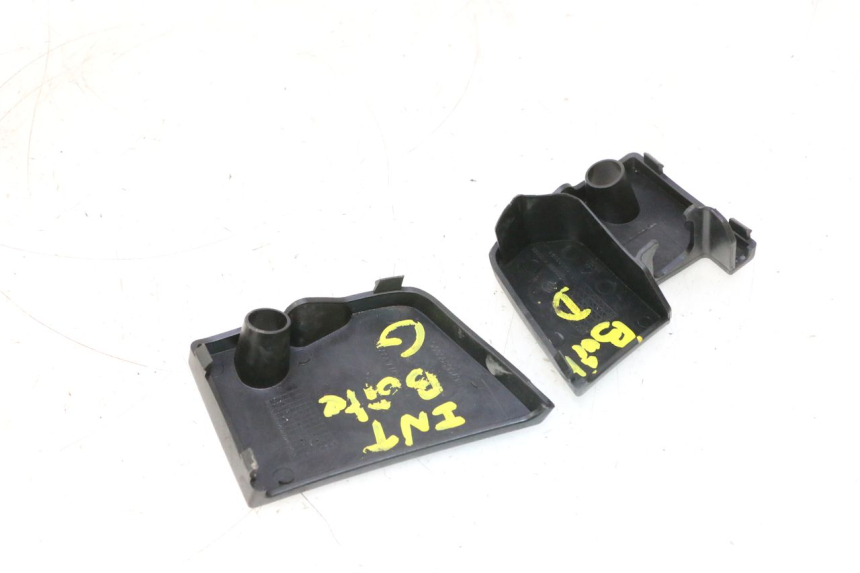 photo de PANEL INTERIOR INFERIOR PIAGGIO VESPA PRIMAVERA 2T 50 (2013 - 2018) - Otra perspectiva