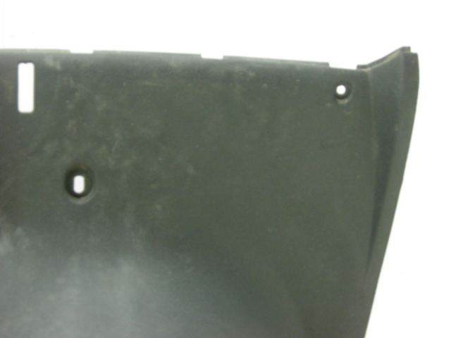 photo de TAPA FRONTAL BAJO YAMAHA YP MAJESTY 125 (2002 - 2006) - Detalle de la pieza