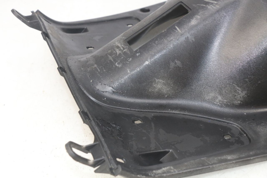 photo de PANEL INTERIOR SYM JET EURO X 2T 50 (2003 - 2007) - Detalles de los puntos de fijación