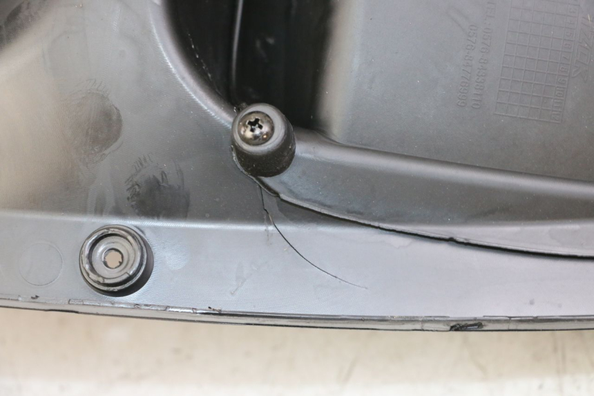 photo de TAPA FRONTAL INTERIOR JM MOTORS MIA 50 (2017 - 2020) - Zoom estado de uso