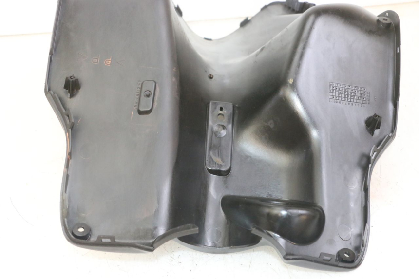 photo de TAPA FRONTAL INTERIOR YAMAHA JOG R 50 (2004 - 2014) - Otra perspectiva