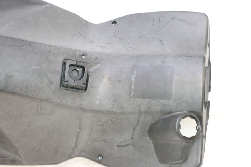 photo de PANEL INTERIOR PEUGEOT KISBEE 2T 50 (2010 - 2017) - Detalles de los puntos de fijación