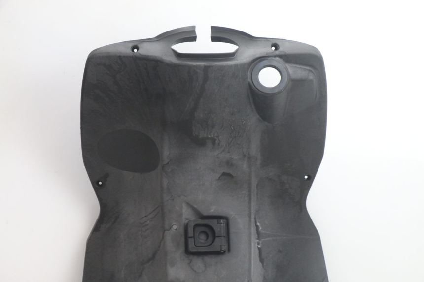 photo de PANEL INTERIOR PEUGEOT KISBEE 4T 50 (2018 - 2022) - Zoom estado de uso