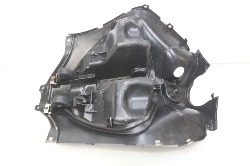 photo de TAPA FRONTAL INTERIOR PIAGGIO LIBERTY IGET 4T 50 (2015 - 2020) - Otra vista del artículo