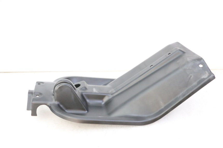 photo de TAPA FRONTAL INTERIOR LIGIER PULSE 3 1 (2014 - 2020) - Detalles de los puntos de fijación