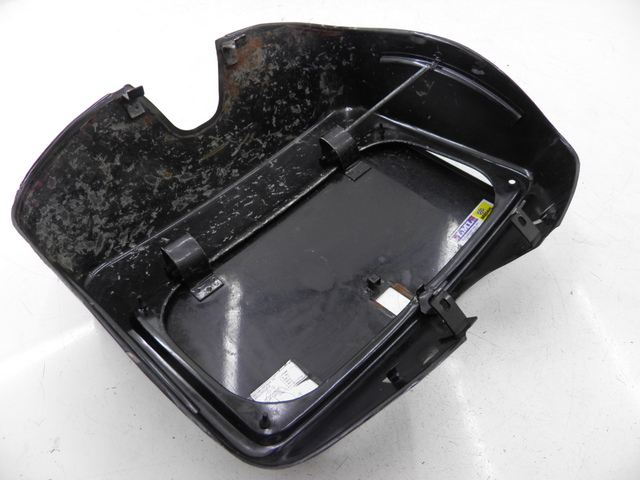 photo de TAPA FRONTAL INTERIOR LML DLX 2T 125 (2008) - Primer plano de alta resolución