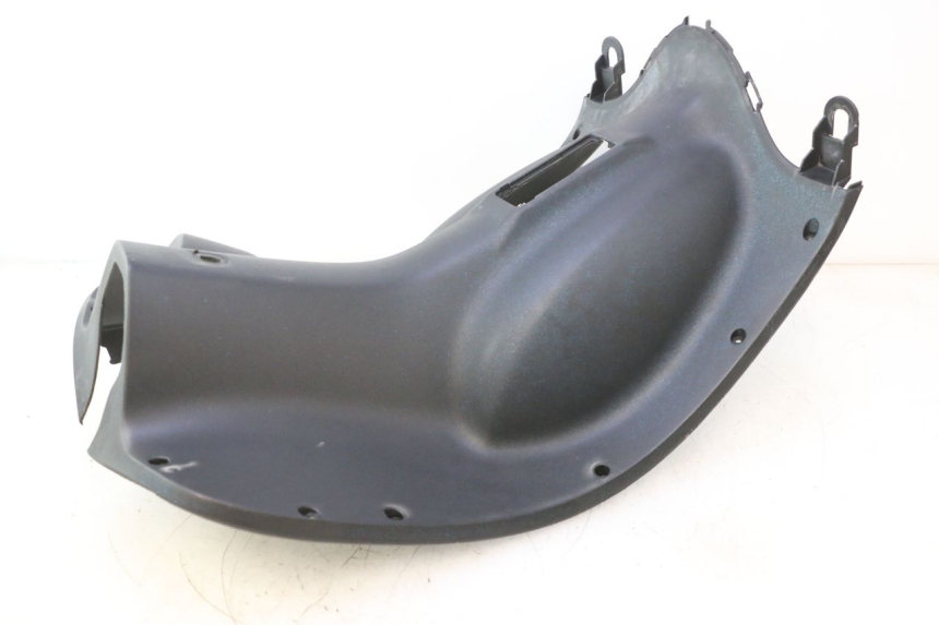 photo de TAPA FRONTAL INTERIOR SYM MIO 50 (2005 - 2010) - Primer plano de alta resolución