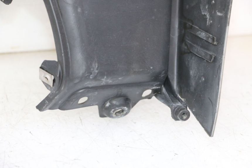 photo de TAPA FRONTAL INTERIOR PIAGGIO MP3 RL 250 (2006 - 2010) - Otra perspectiva