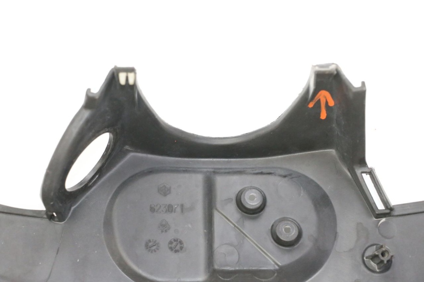 photo de TAPA FRONTAL INTERIOR PIAGGIO MP3 RL 250 (2006 - 2010) - Vista general del producto