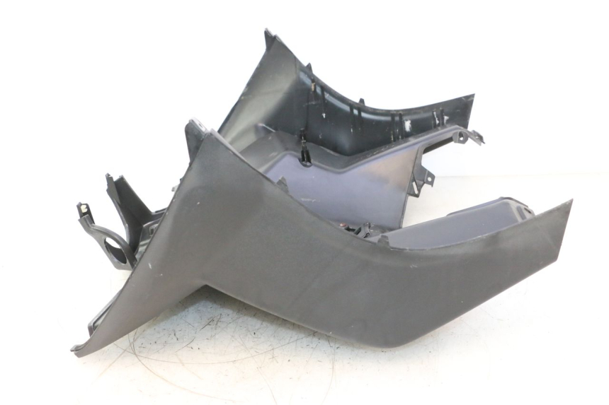 photo de TAPA FRONTAL INTERIOR PIAGGIO MP3 125 (2006 - 2014) - Inspección visual detallada