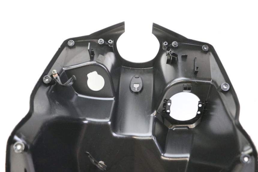 photo de TAPA FRONTAL INTERIOR SYM ORBIT III 3 4T 50 (2021 - 2025) - Otra perspectiva