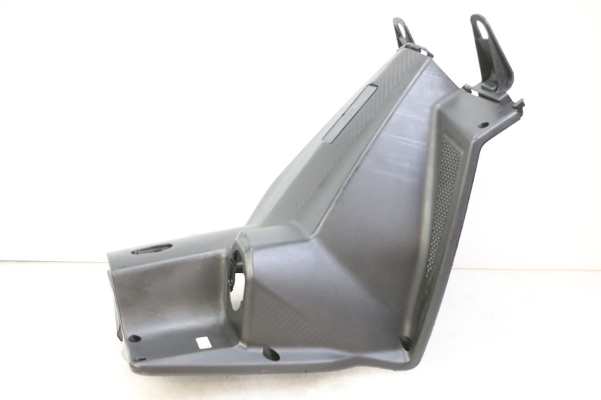 photo de TAPA FRONTAL INTERIOR SYM ORBIT III 3 4T 50 (2021 - 2025) - Estado de la superficie y material