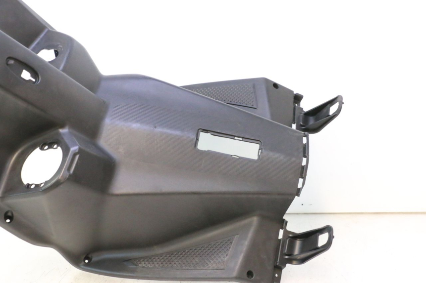 photo de TAPA FRONTAL INTERIOR SYM ORBIT III 3 4T 50 (2021 - 2025) - Detalle de la pieza