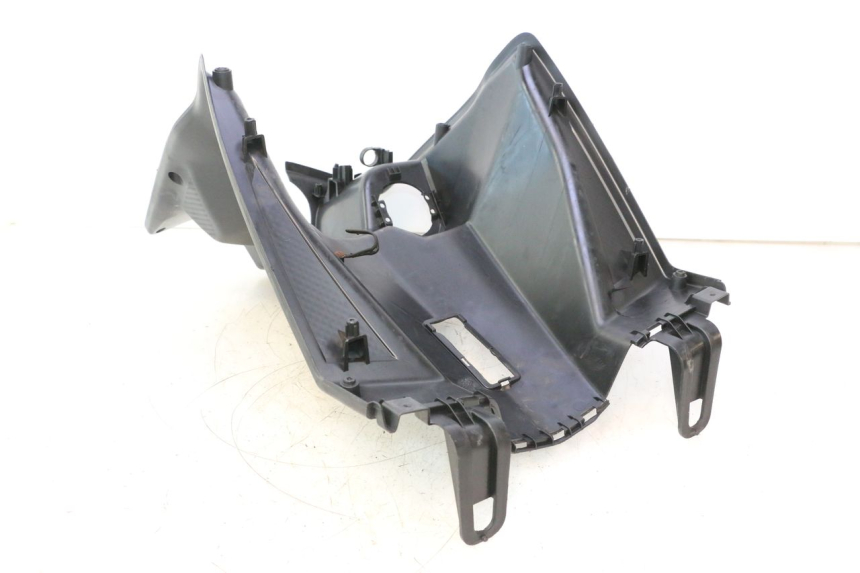 photo de TAPA FRONTAL INTERIOR SYM ORBIT III 3 4T 50 (2021 - 2025) - Otra vista del artículo