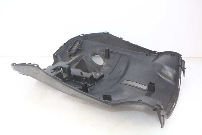 photo de PANEL INTERIOR KYMCO PEOPLE 250 (2004 - 2008) - Primer plano de alta resolución