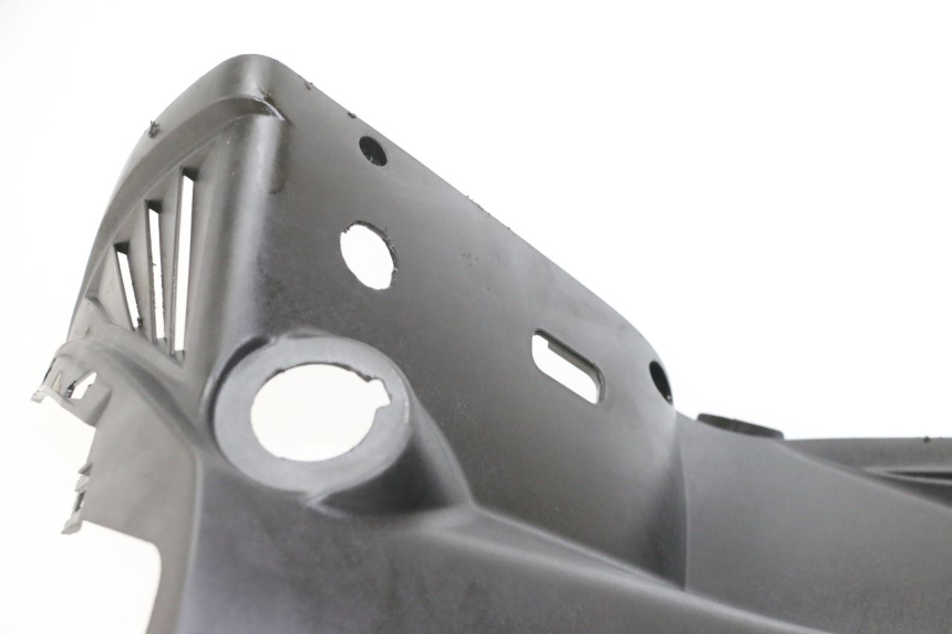 photo de PANEL INTERIOR PEUGEOT CITYSTAR 2T 50 (2018 - 2021) - Enfoque en la estructura