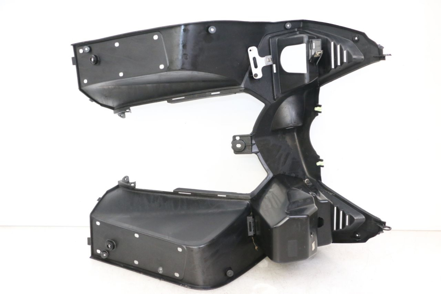 photo de PANEL INTERIOR PEUGEOT SATELIS COMPRESSOR K15 125 (2006 - 2009) - Recambio usado revisado