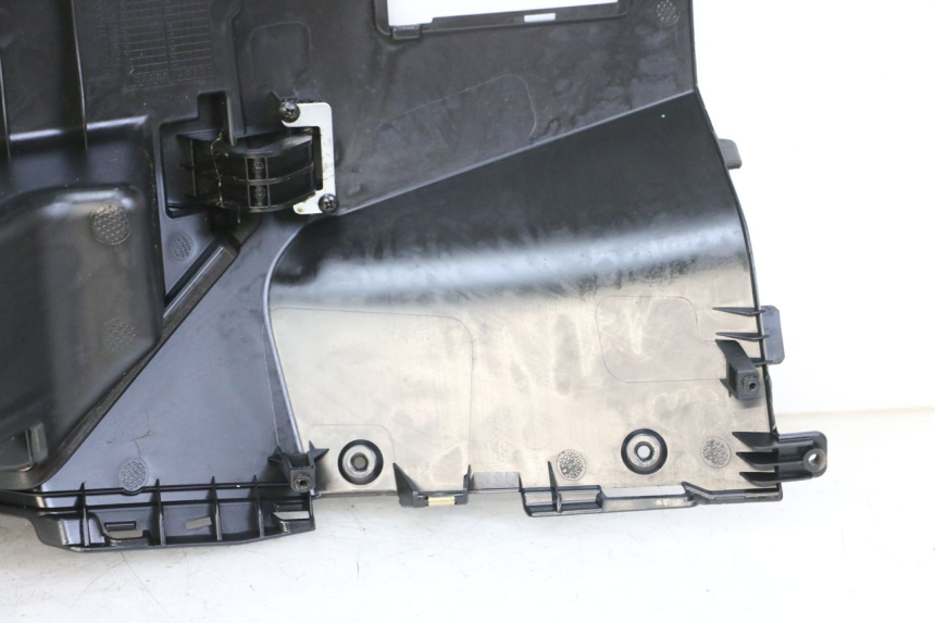 photo de TABLERO INTERIOR PEUGEOT TWEET 4T 50 (2023 - 2025) - Estado de la superficie y material