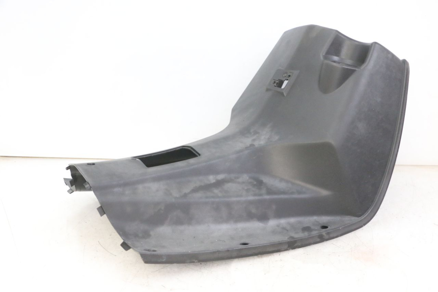 photo de TAPA FRONTAL INTERIOR PEUGEOT VIVACITY 125 (2010 - 2017) - Primer plano técnico