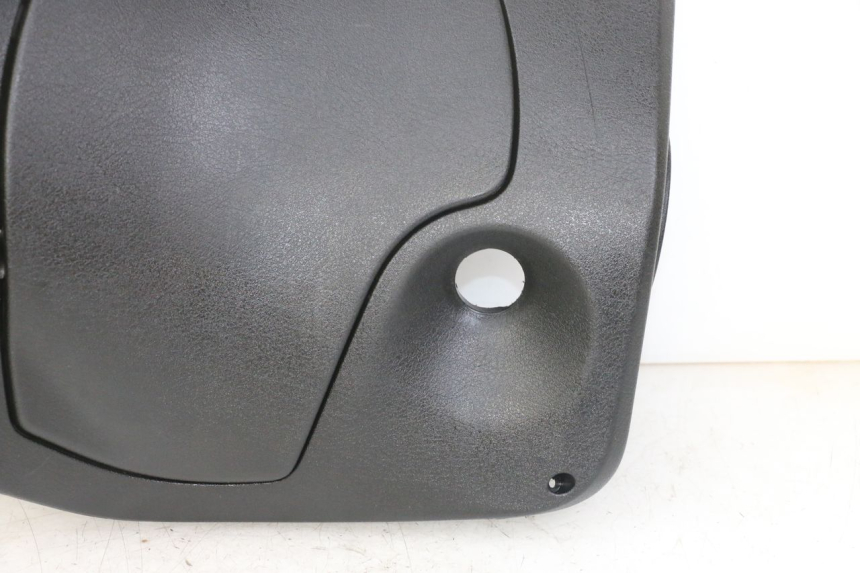 photo de PANEL INTERIOR PIAGGIO FLY 2T 50 (2004 - 2017) - Estado de la superficie y material