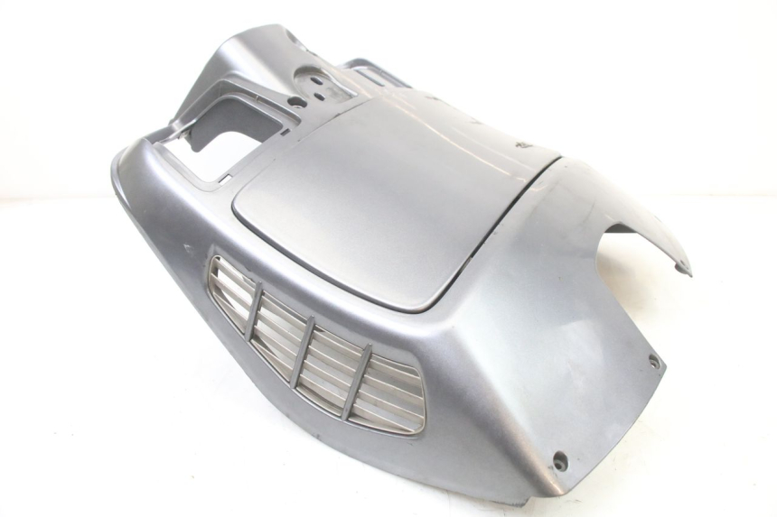 photo de TAPA FRONTAL INTERIOR PIAGGIO VESPA GRANTURISMO 125 (2003 - 2007) - Características distintivas