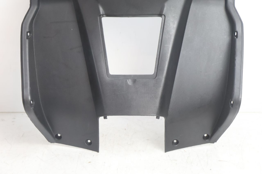 photo de TAPA FRONTAL INTERIOR RAZZO QTR 50 (2011 - 2018) - Zoom estado de uso