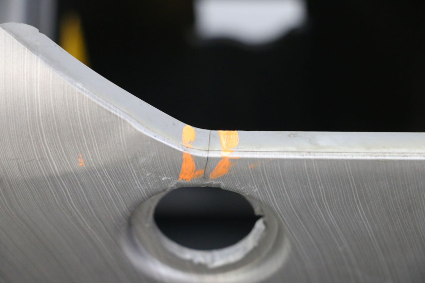 photo de TAPA FRONTAL INTERIOR DAELIM S3 125 (2010 - 2017) - Marcados y referencias originales