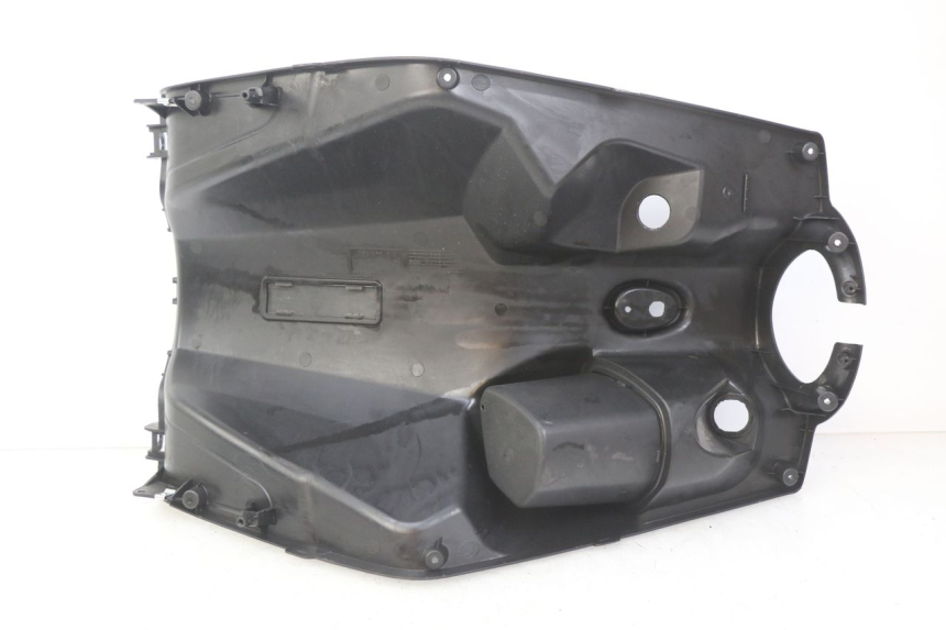 photo de PANEL INTERIOR LVNENG S5 1 (2019 - 2023) - Estado de la superficie y material