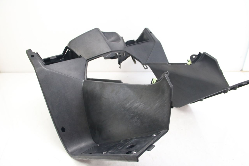 photo de PANEL INTERIOR PEUGEOT SATELIS 125 (2006 - 2009) - Zoom estado de uso