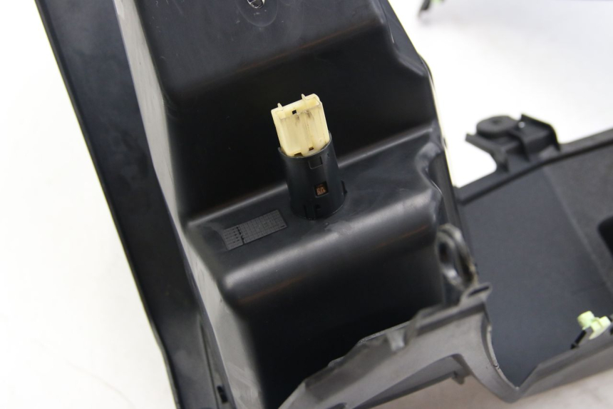 photo de PANEL INTERIOR PEUGEOT SATELIS 125 (2006 - 2009) - Vista principal