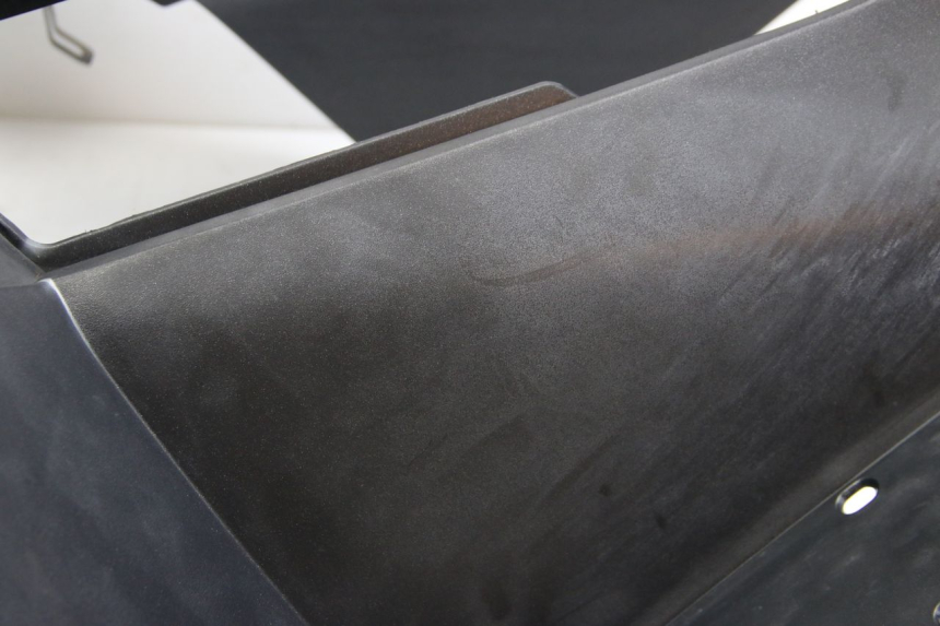 photo de PANEL INTERIOR PEUGEOT SATELIS 125 (2006 - 2009) - Marcados y referencias originales