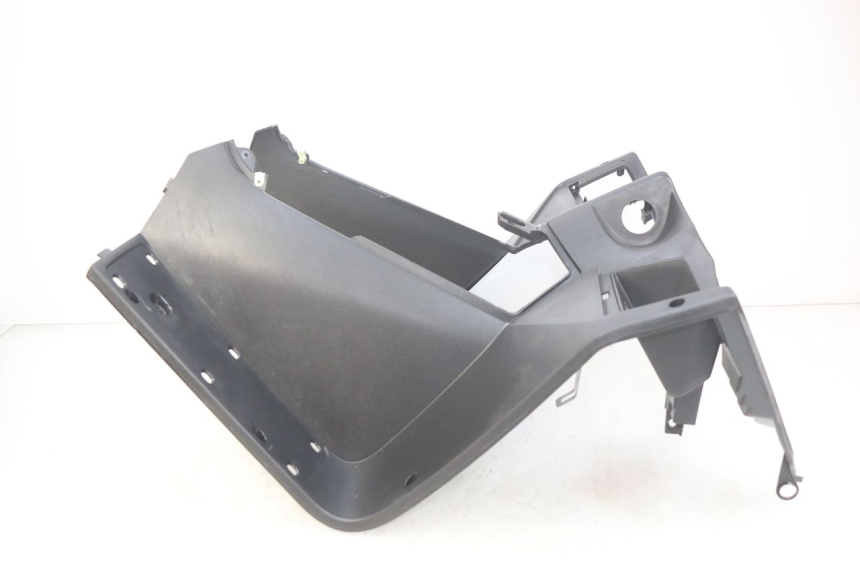 photo de PANEL INTERIOR PEUGEOT SATELIS 125 (2010 - 2012) - Características distintivas