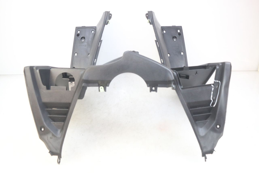 photo de PANEL INTERIOR PEUGEOT SATELIS 125 (2010 - 2012) - Inspección visual detallada